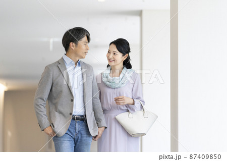 アラフィフの夫婦 イメージ 撮影協力「LINK FOREST」 アラフィフの夫婦 イメージ 撮影協力「LINK FOREST」 87409850