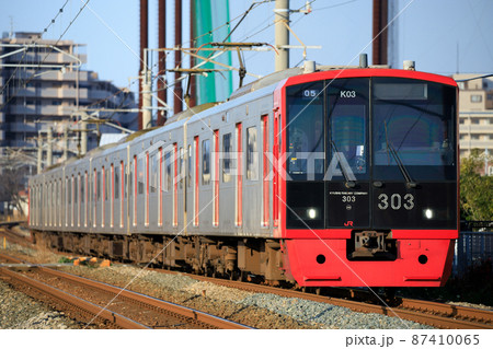 JR九州　303系電車（K03編成） 87410065