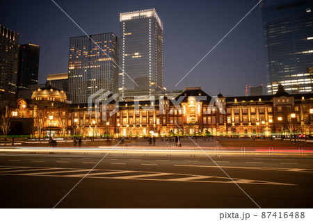 東京の玄関口JR東京駅の夜景 Go To Tokyo 東京の玄関口JR東京駅の夜景 Go To Tokyo 87416488