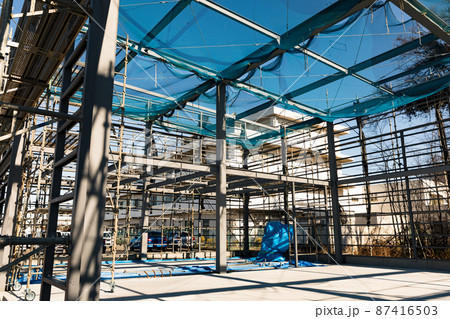 建設工事現場 クサビ式足場 建設工事現場 クサビ式足場 87416503