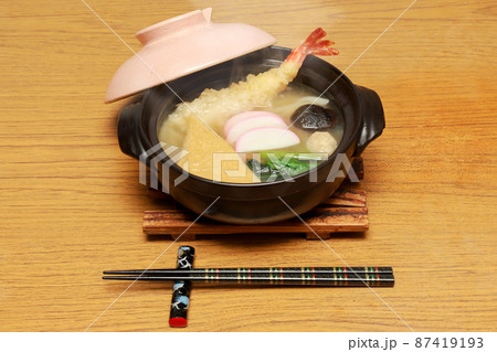 鍋焼きうどん 鍋焼きうどん 87419193