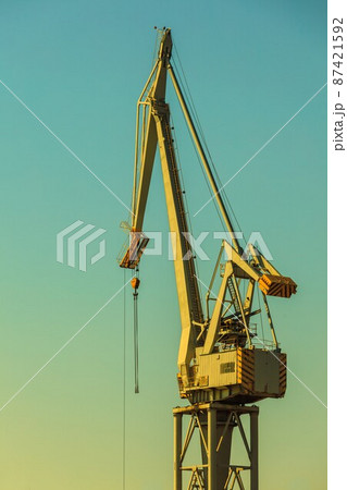 heavy load dockside cranes 87421592