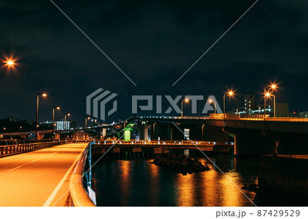 沖縄 泊大橋夜景 沖縄 泊大橋夜景 87429529