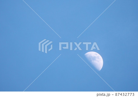 2月の16時50分頃の九夜月 87432773