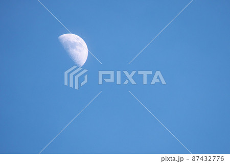 2月の16時50分頃の九夜月 87432776