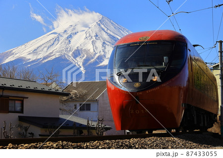 富士山と鉄道　富士山ビュー特急 87433055