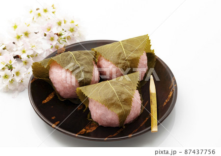 春の和菓子桜餅_長明寺餅 87437756