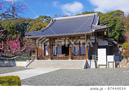 北九州市若松区にある真言宗醍醐派小石観音寺本堂 87444034