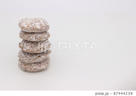 Few Belgian chocolate creams mocha flavour Few Belgian chocolate creams mocha flavour 87444239