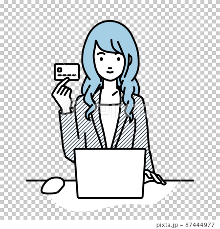 一位穿著西裝的女士坐在辦公桌前，拿著信用卡使用電腦 87444977