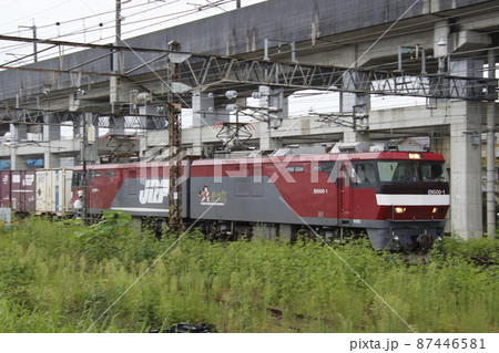 EH500形1号機牽引の貨物列車（黒磯駅） 87446581