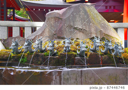 九頭竜神社の手水舎 87446746