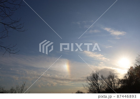 輝く空輝く雲 87446893