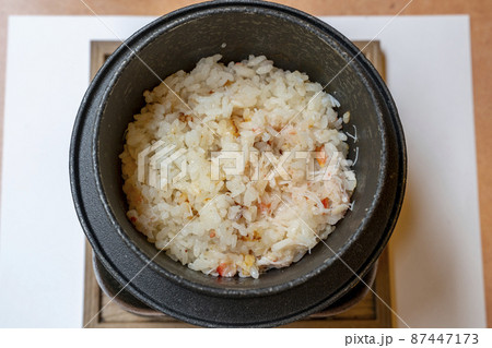 [料理]かに釜飯 87447173