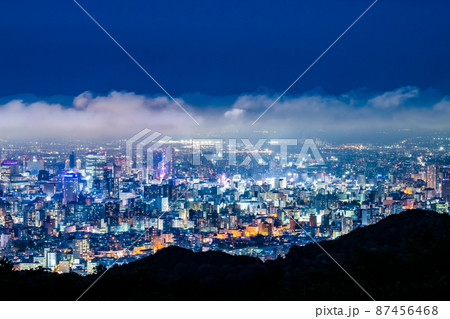 海道札幌市　幌見峠展望駐車場　～札幌市街の夜景～ 87456468