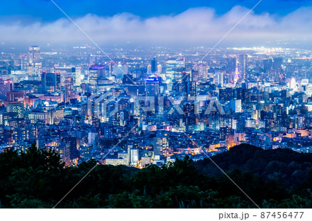 海道札幌市　幌見峠展望駐車場　～札幌市街の夜景～ 87456477