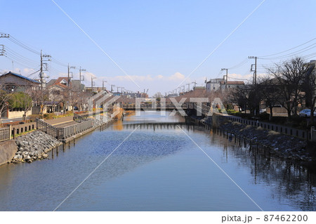 新川にかかる宝橋（たからはし）　東京都江戸川区　 87462200