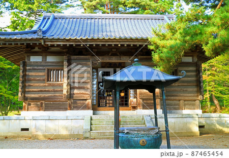 平泉の毛越寺の開山堂 平泉の毛越寺の開山堂 87465454