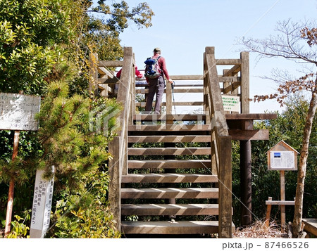 京都　大山崎町　天王山　旗立松展望台（冬） 87466526