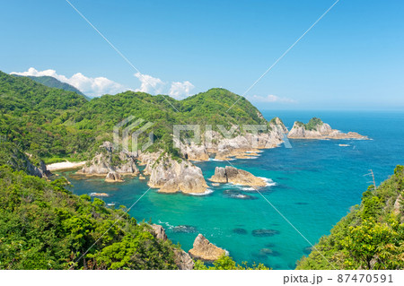 岩美ブルーの浦富海岸 87470591