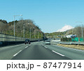 東名高速道路　富士山にむかってドライブ 87477914