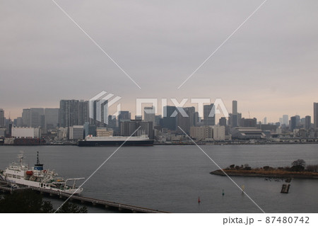 お台場ヒルトンからの昼の景色 お台場ヒルトンからの昼の景色 87480742