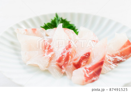 鯛のさしみ 87491525