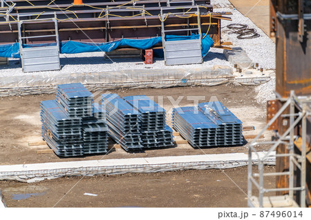 建設現場 工事現場 鉄骨工事 デッキプレート 建設現場 工事現場 鉄骨工事 デッキプレート 87496014