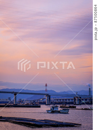 いざ漁場へ いざ漁場へ 87500864