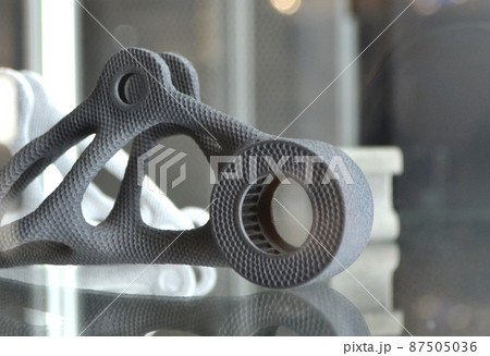 Black and white abstract models printed on 3d printer from powder close-up. 87505036