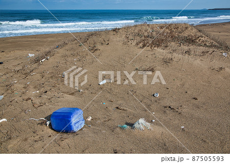 海洋汚染(鷹巣海水浴場) 海洋汚染(鷹巣海水浴場) 87505593