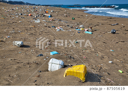 海洋汚染(鷹巣海水浴場) 海洋汚染(鷹巣海水浴場) 87505619