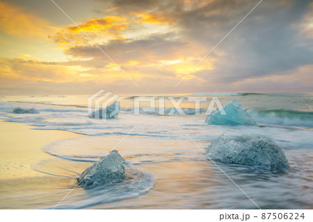 Ice beach in jokulsarlon, Iceland. Ice beach in jokulsarlon, Iceland. 87506224