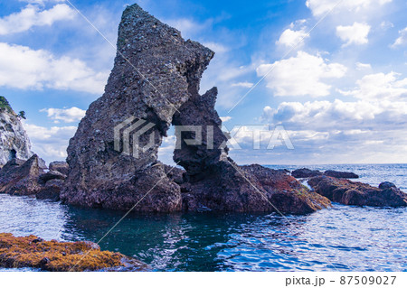 (静岡県)南伊豆 逢ヶ浜(おうのはま)の奇岩・エビ穴 (静岡県)南伊豆 逢ヶ浜(おうのはま)の奇岩・エビ穴 87509027