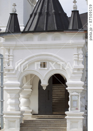 Architecture of Russian Orthodox Churches and Cathedrals 87509159