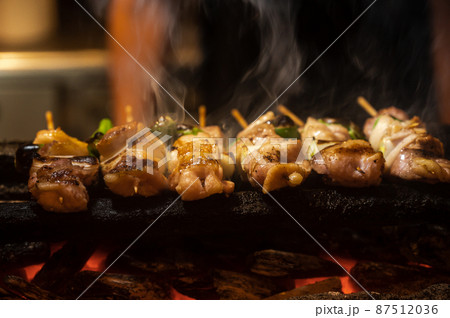 焼き鳥 炭火焼き 居酒屋 焼き鳥 炭火焼き 居酒屋 87512036