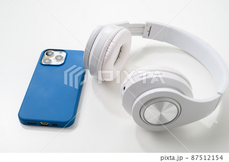 スマートフォン　ヘッドホン　サブカル 87512154