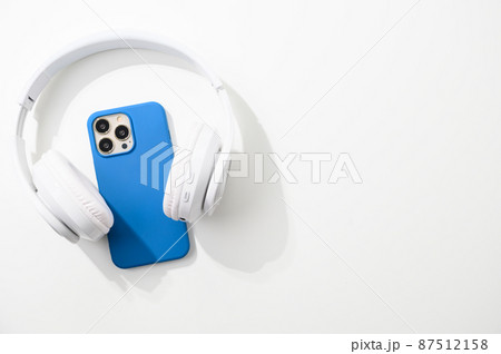 スマートフォン　ヘッドホン　サブカル 87512158