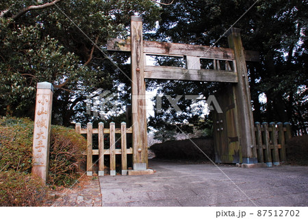 再現された小山城大手門(静岡県榛原郡吉田町) 再現された小山城大手門(静岡県榛原郡吉田町) 87512702