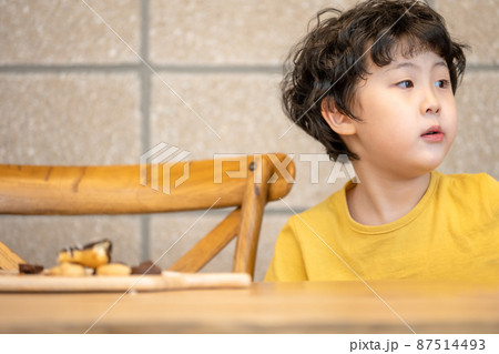 一人 1人 男の子 87514493
