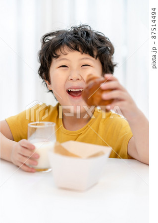 一人 1人 男の子 87514494