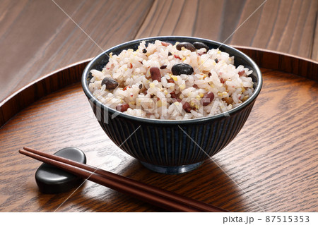 十八穀ご飯 87515353