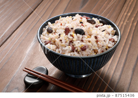 十八穀ご飯 87515436