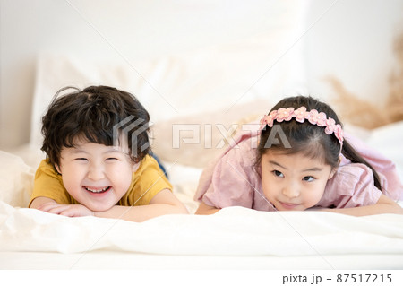 子供 ライフスタイル 男の子 87517215