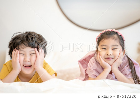 子供 ライフスタイル 男の子 87517220