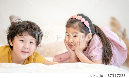 子供 ライフスタイル 男の子 87517223