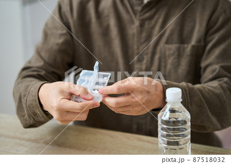 持病 重症化リスク 成人病 慢性疾患 中年男性 持病 重症化リスク 成人病 慢性疾患 中年男性 87518032