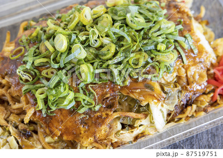 美味しい焼そば入りお好み焼き 87519751