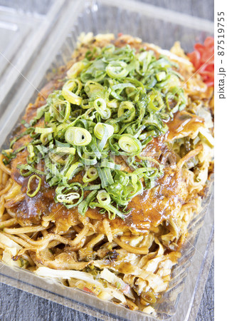 美味しい焼そば入りお好み焼き 87519755