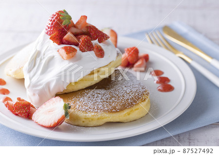 苺パンケーキ イメージ 苺パンケーキ イメージ 87527492